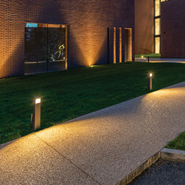 Linear 2.1 Bollard Light